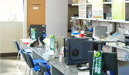 金沢店 受付カウンター