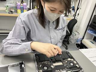 パソコン・Macの修理作業