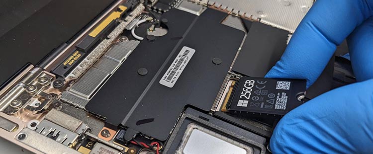 Surface SSD交換サービス