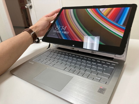 SONY VAIO Fit 液晶不具合・バッテリー0%状態